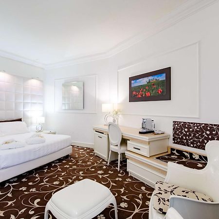 เอตรุสโก อาเรซโซ โฮเต็ล ชัวร์ โฮเต็ล คอลเลคชั่น บาย เบสต์ เวสเทิร์น Hotel ภายนอก รูปภาพ