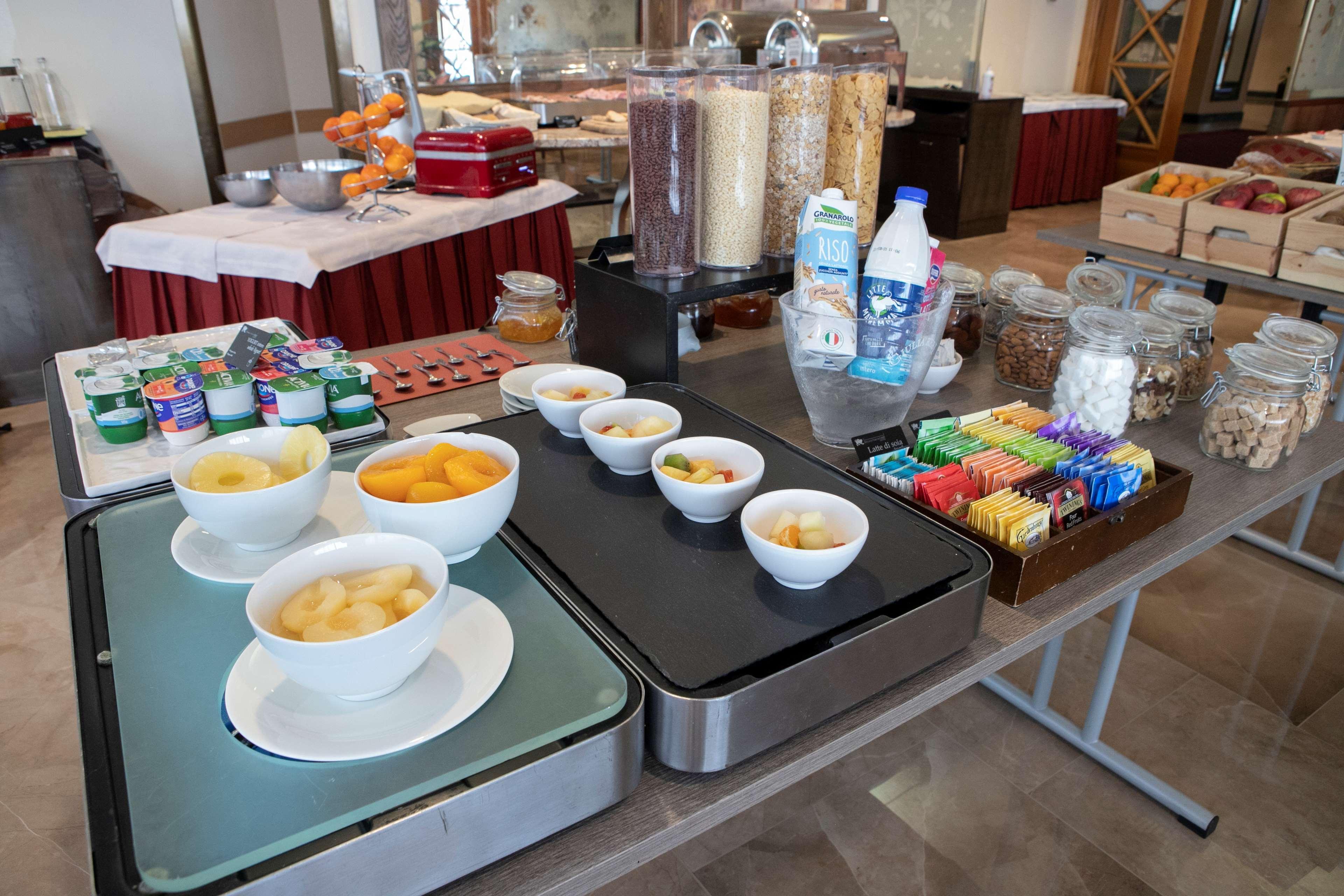 เอตรุสโก อาเรซโซ โฮเต็ล ชัวร์ โฮเต็ล คอลเลคชั่น บาย เบสต์ เวสเทิร์น Hotel ภายนอก รูปภาพ